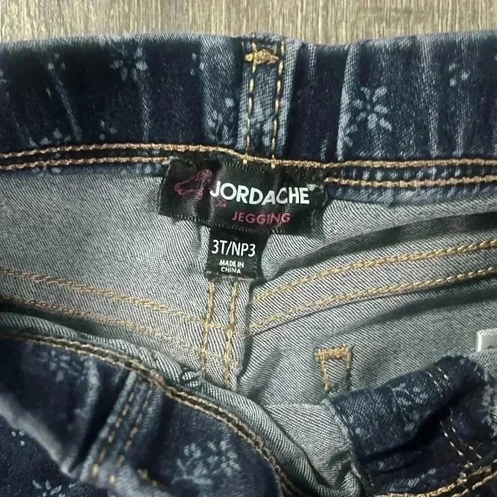 Gap and Jordache Girls 2 Piece Denim Bundle Leggings and Jeans Size 3T